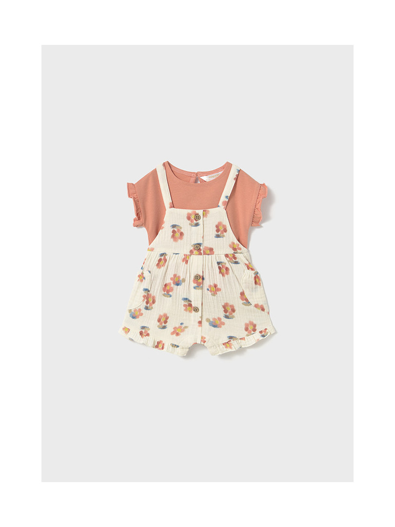 Conjunto peto y camiseta